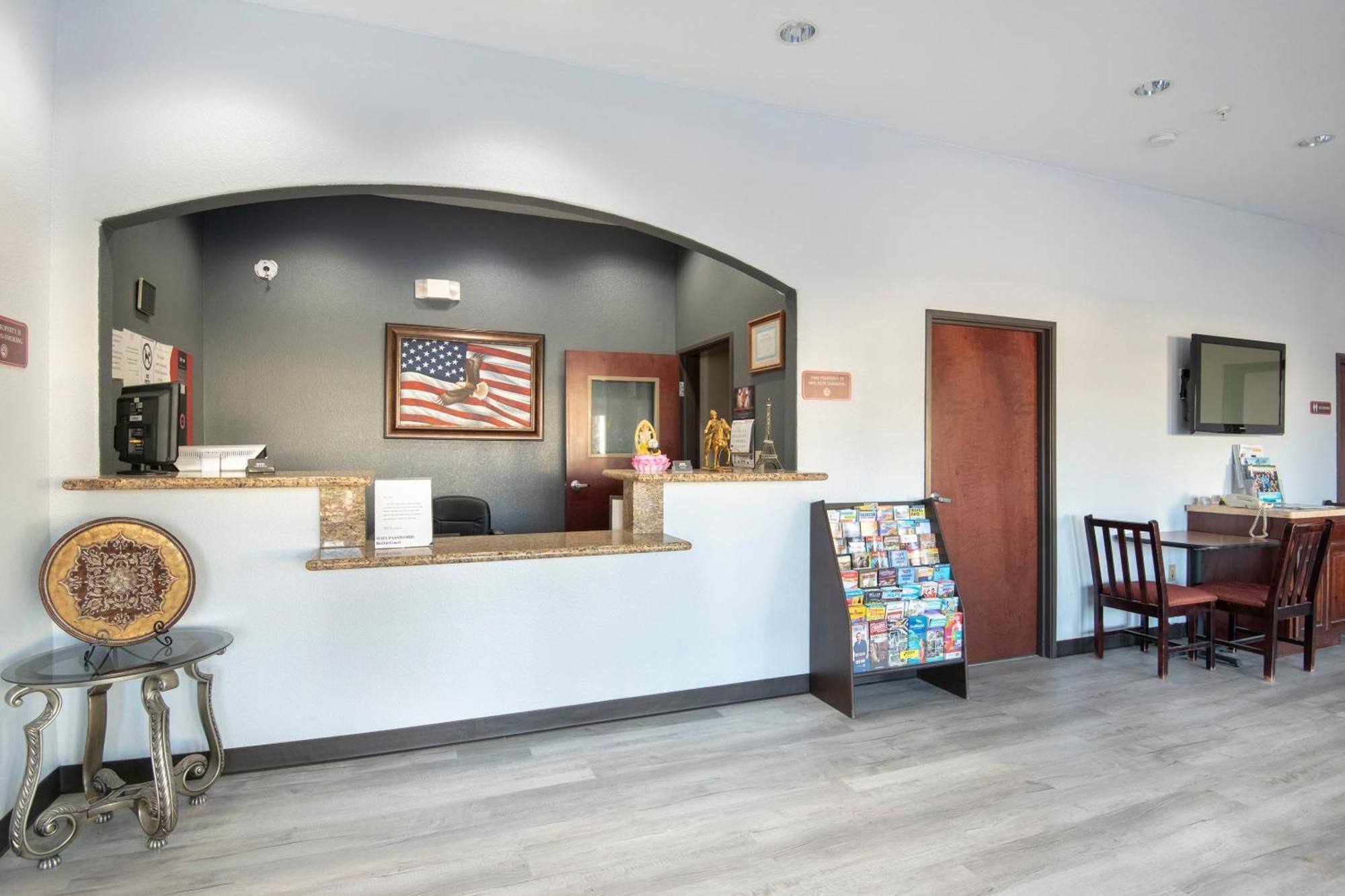 Oyo Townhouse Clute Lake Jackson Екстериор снимка